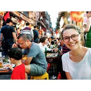 Meet your Posher, Laurence